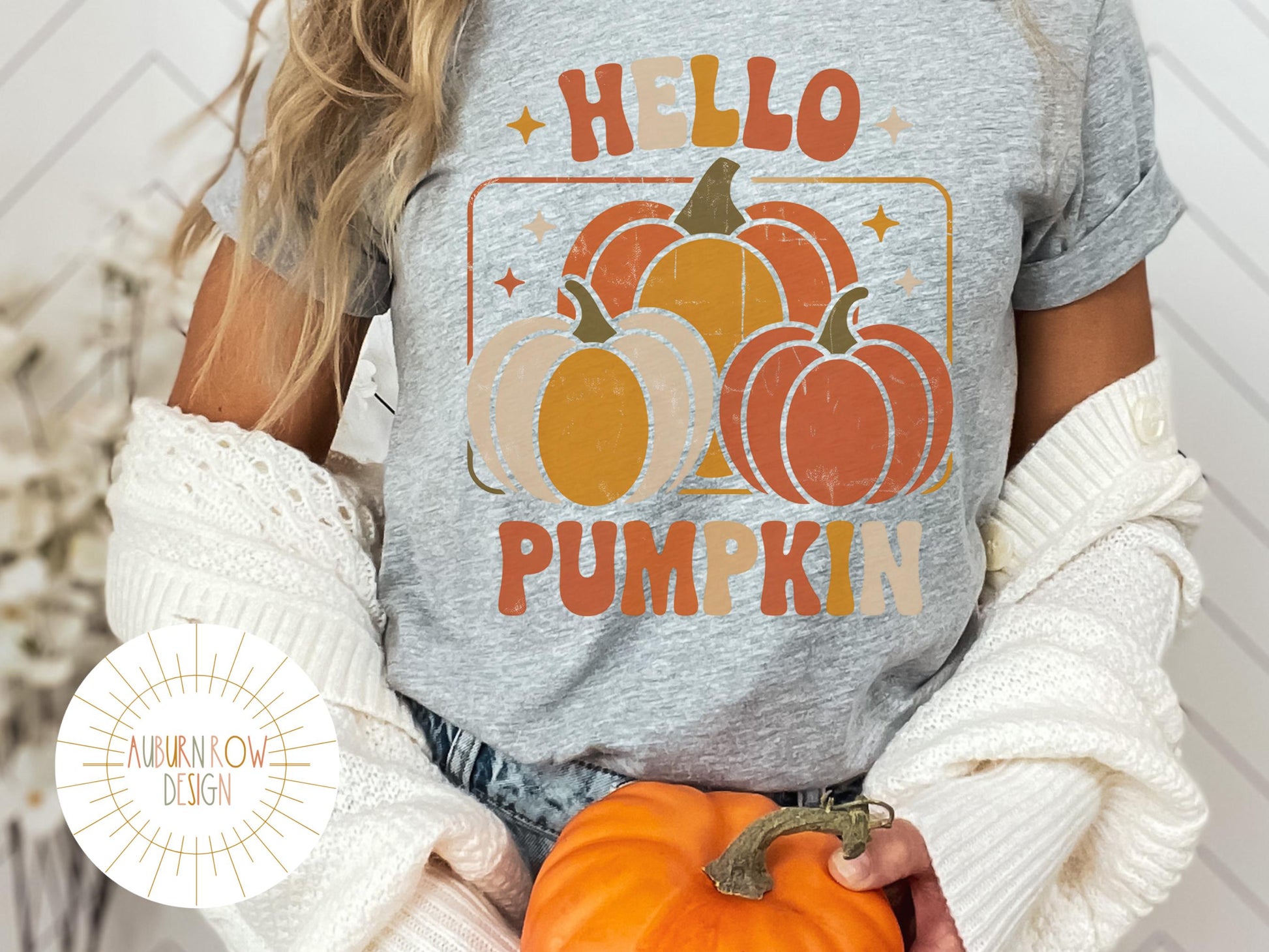 Hello Pumpkin T-Shirt, Women's Fall Fashion Top, Cute Autumn Graphic Tee, Thanksgiving Shirt Design